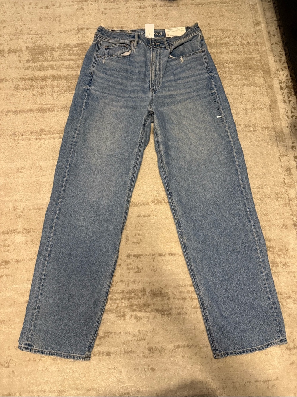 NWT American Eagle Baggy Mom Jean